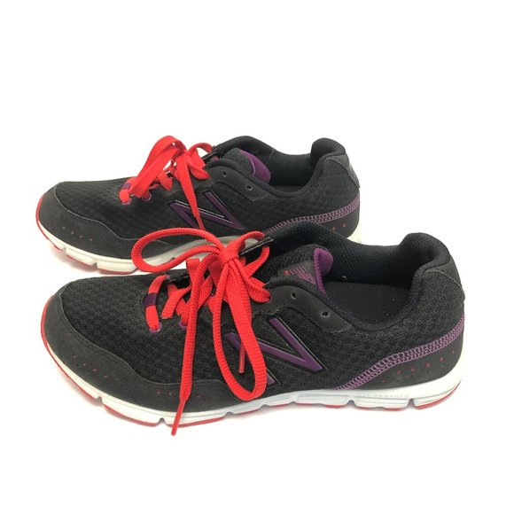 New Balance 630v4 Women Sz 8 Black Purple Red EUC - Picture 1 of 7